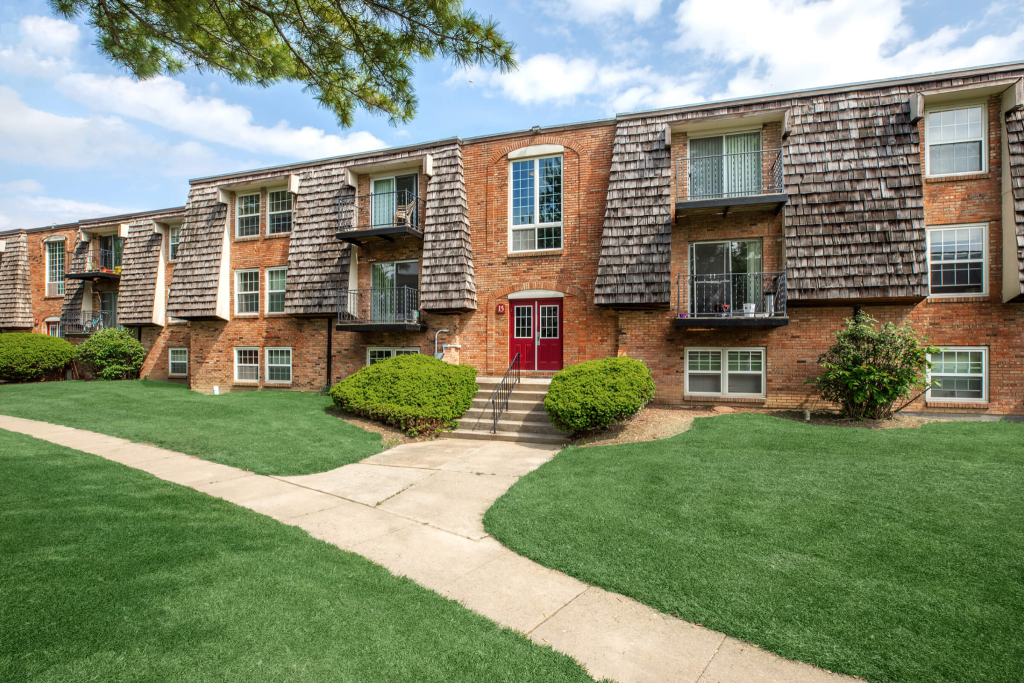 Traditional apartments in West Lafayette.